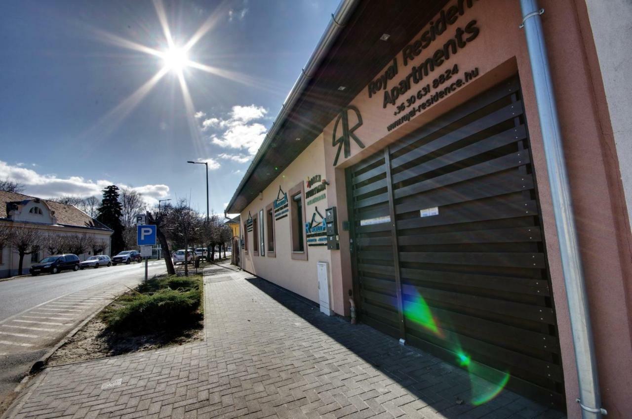Royal Residence Apartments Gyula Exterior foto